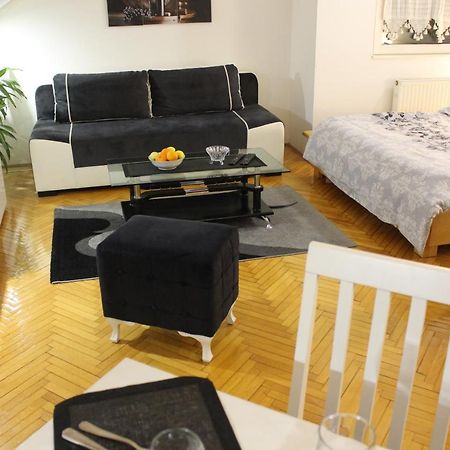 Two Kings Apartment Novi Sad Exterior foto